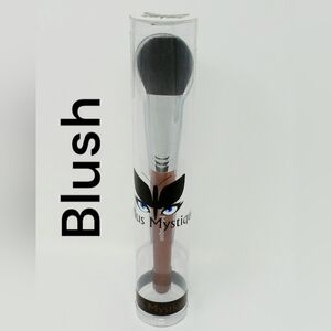 Bellus Mystique Professional Blush Brush High Quality Makeup Natural Goat Hairs